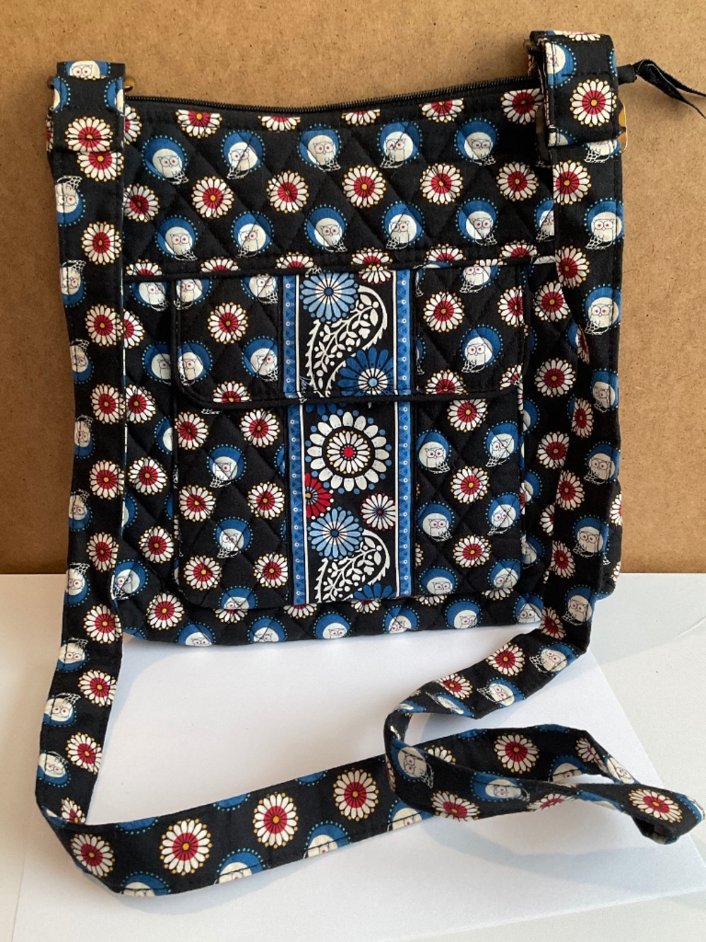 Vera Bradley Night Owl Crossbody Purse Bag - Like New Condition